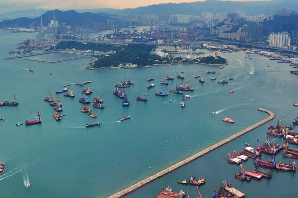 سرمایهگذاری و مشارکت در پروژههای پتروشیمی